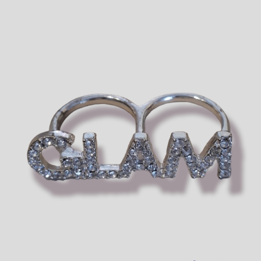 Glam crystal ring